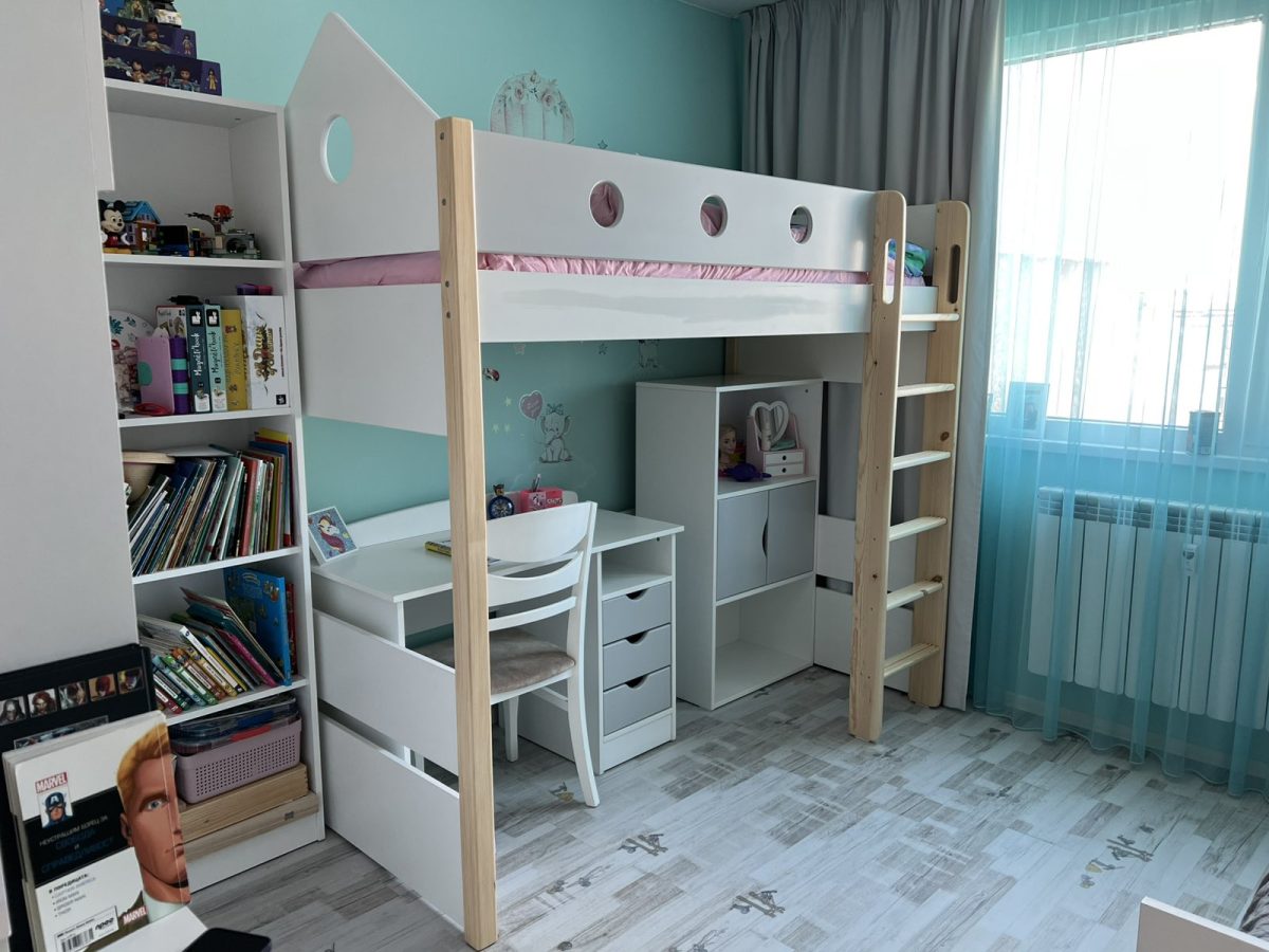 модул 7 сиво и бяло изрязани дръжки шкафч съхранение