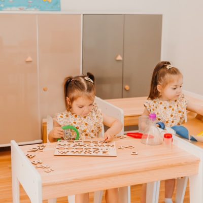 детско столче маси и МДФ